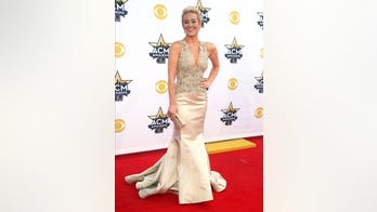 Kellie Pickler talks throwing a few back at the ACM Awards
