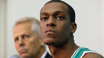 Lakers G Rajon Rondo breaks thumb in practice, out 6-8 weeks