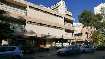 Israeli court punishes American for son's divorce refusal