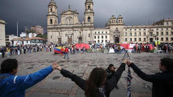 Colombian youth set up tent city to demand peace deal