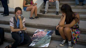 Weeping, hopeful, Cubans look to future without Fidel Castro