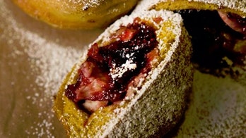 Bakery creates a turkey doughnut for Thanksgivukkah