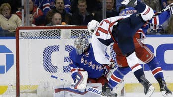 Williams, Johansson help Capitals close with 6 straight goals, beat Rangers 7-3