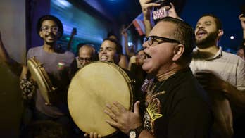 Puerto Ricans cheer commutation for nationalist Oscar Lopez