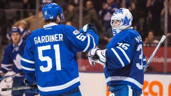 Matthews scores 25th, scuffling Maple Leafs beat Stars 3-1