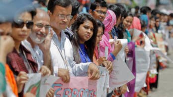 Students in Bangladesh protest rise of Islamic extremism