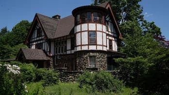 Muslims see anti-mosque bias in landmarking decision