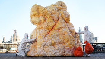 Giant 'fatberg' in London promotes weight loss, healthy eating