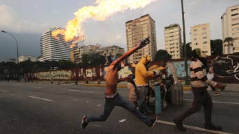 Venezuela's opposition seeks to keep pressure on Maduro