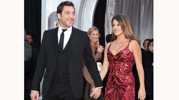 Penélope Cruz and Javier Bardem All Smiles at Oscars Red Carpet