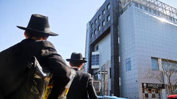 US Jews wrestle with arrest of Jew in bomb threats case