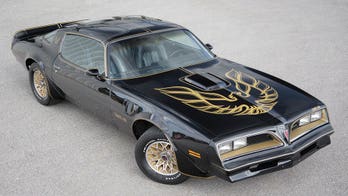 Another ‘Bandit’ Pontiac Firebird crosses the auction block, raises $550K