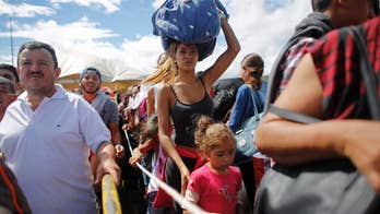 Colombia to deport 33 Venezuelans after border reopening