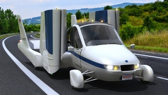 Terrafugia flying car is as fast as a Porsche - at stopping