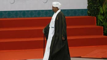 Sudan's al-Bashir to attend Jordan summit despite warrant