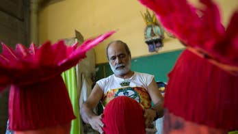 Rio Carnival revelers hunt for bargains amid economic crisis