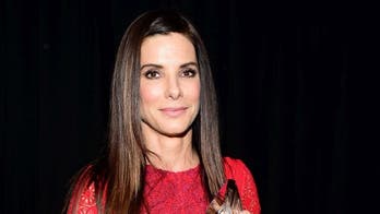 Sandra Bullock explains why she'll never take a selfie