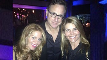 'Full House' cast performs theme song at reunion
