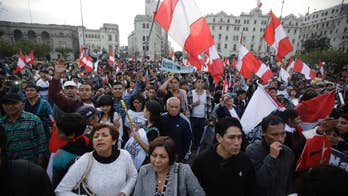 Thousands march in Peru to oppose Fujimori before election