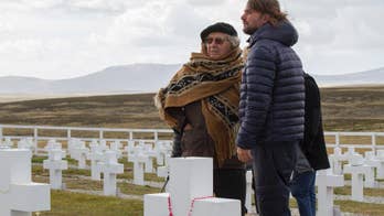 Argentine peace laureate visits Falklands ahead of troop ID