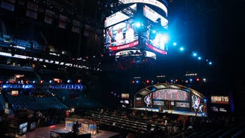 Duke freshman big man Vernon Carey Jr. entering NBA draft