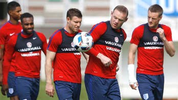 Maturing Rooney no longer carrying burden for England