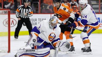 Chimera, Greiss lead Islanders to 3-1 win over Flyers