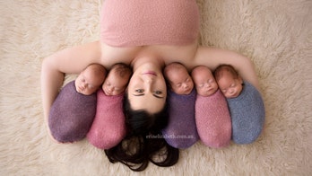 Family of Australian mom who naturally conceived rare quintuplets fundraising for van