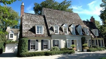 Santa-Worthy Sensation: Buy the Home From 'Miracle on 34th Street'