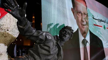 Lebanese presidents asks ex-PM Hariri to form new government