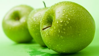 7 foods that can help fight seasonal allergies