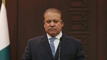 Pakistan PM seeks help from clerics in war against militants