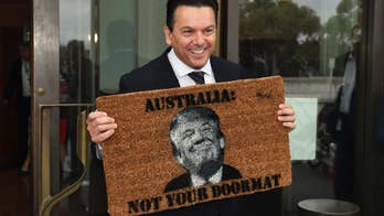 Australian senator says will start new conservative party