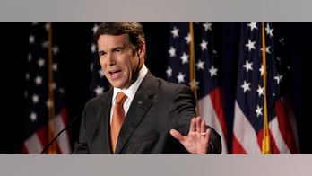 Rick Perry Bows Out, Endorses Newt Gingrich