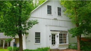 Why Hasn't Anyone Bought the 'Funny Farm' House in Vermont?