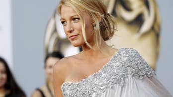 Blake Lively is unrecognizable in selfie donning a bowl cut