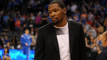 Texas OKs $250 million Nike deal that includes Kevin Durant gear