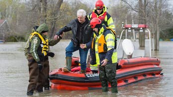 Man and young girl missing in Quebec flooding
