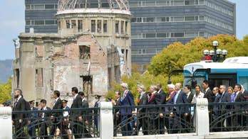 Kerry visits Hiroshima memorial 7 decades after A-bomb
