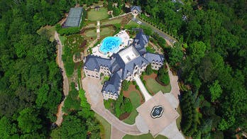 An Atlanta mansion made to entertain