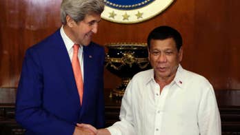 Kerry talks with new Philippine president critical of US