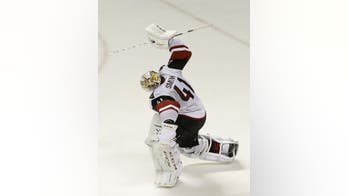 Smith saves penalty shot, Coyotes beat Sharks in shootout