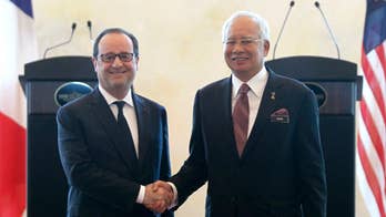 France's Hollande lobbies Malaysia to buy fighter jets