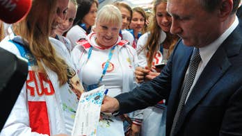 Putin's popularity: the envy of other politicians