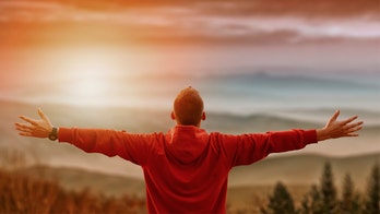 Man completes Appalachian Trail in 45 days, shatters speed record