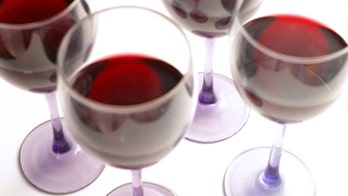 Low to moderate drinking in early pregnancy deemed OK