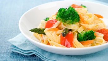 3 meals vs. all-day snacking: How often should you eat a day to lose weight?