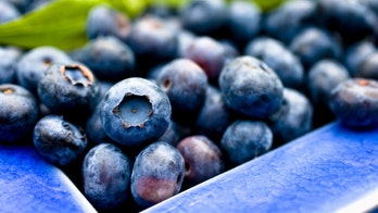 Blueberries and apples tied to lower diabetes risk