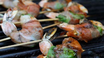 5 ways to prevent  warm weather food poisoning