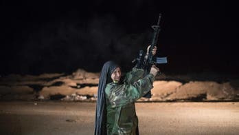 Iraqi forces regroup, search for cars intended for attacks